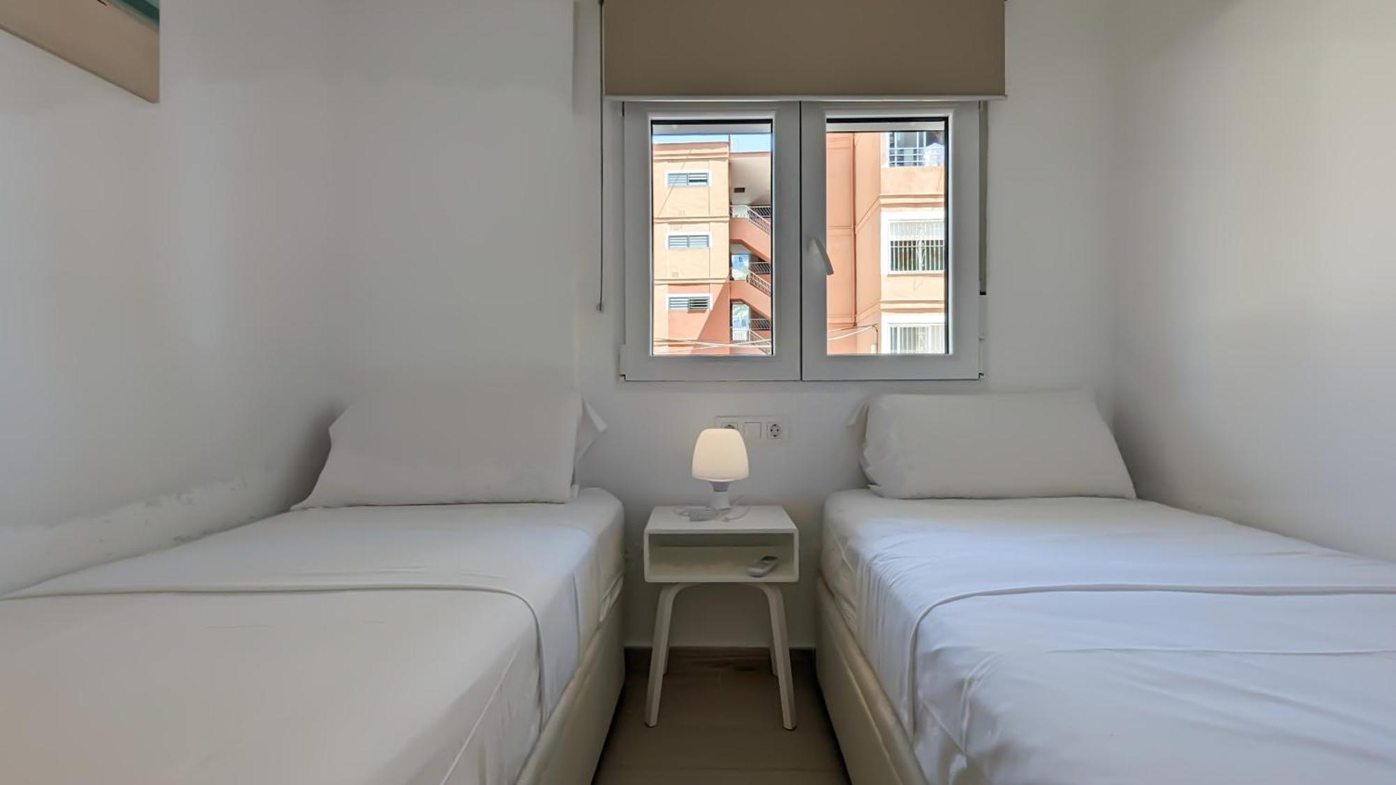 Esmeralda Sea Front Apartment Benidorm Luaran gambar
