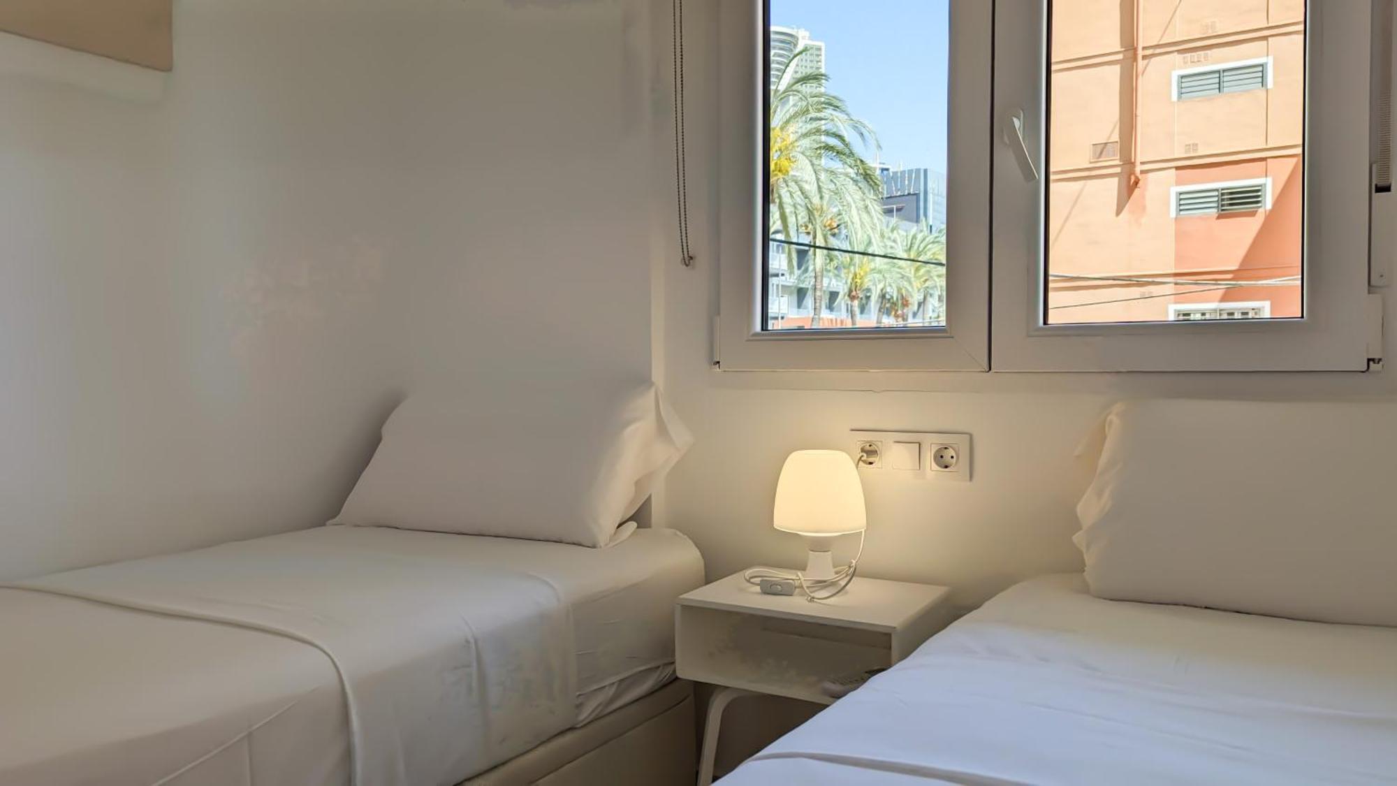 Esmeralda Sea Front Apartment Benidorm Luaran gambar