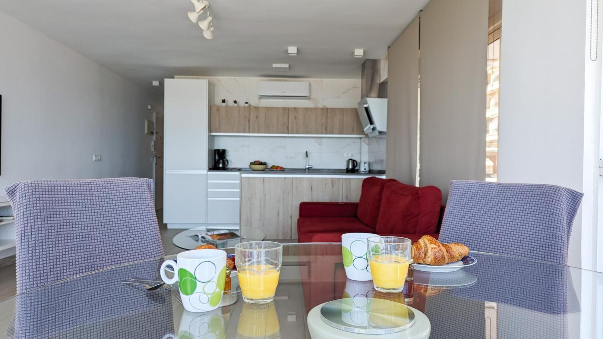 Esmeralda Sea Front Apartment Benidorm Luaran gambar